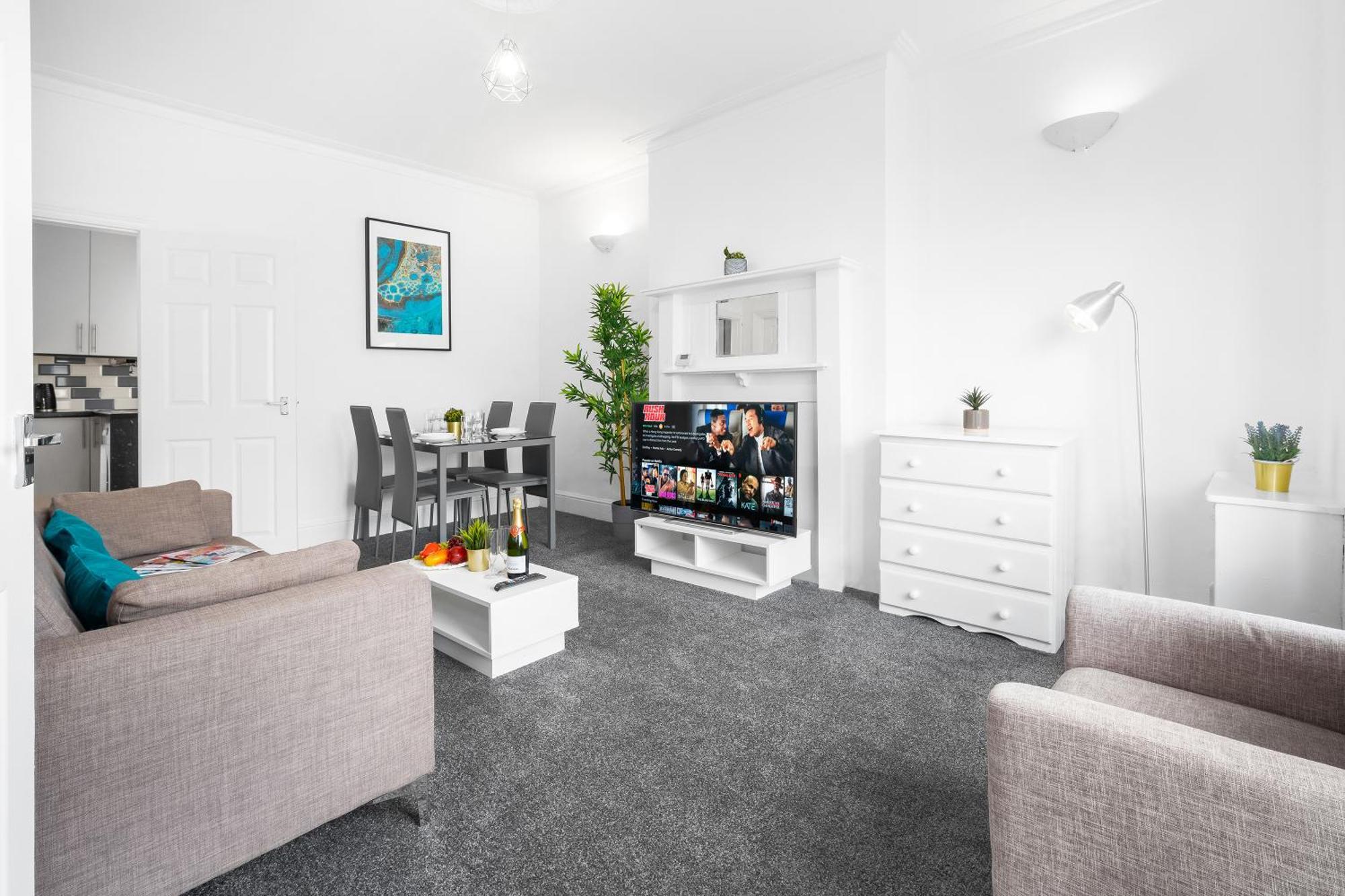 Harborne 2 Bedroom House - Parking - Smart Tv - Wifi - 62W Μπέρμιγχαμ Εξωτερικό φωτογραφία